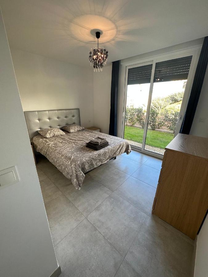 2-Bedroom-Apartment With A Terrace, Pool, Gym Málaga Esterno foto